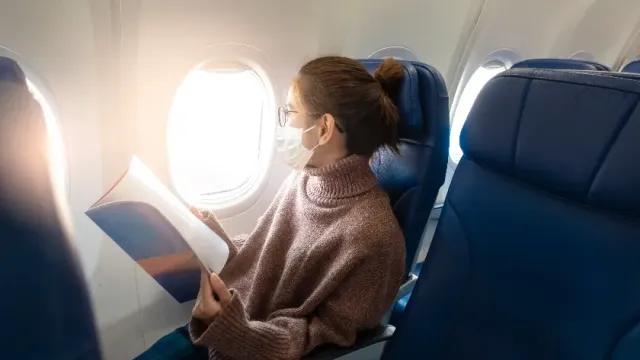 Туристам указали на часть кресла в самолете, которая сохранит жизнь при аварии
