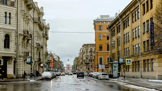 После жары в Северной столице России ожидается значительное похолодание