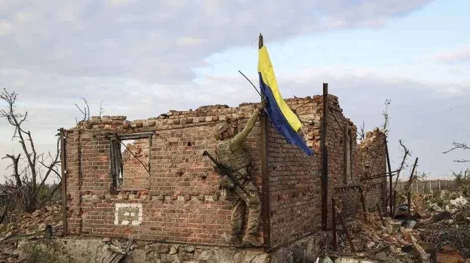 МК: украинский эксперт Щелин назвал глубинную причину потери Киевом территорий