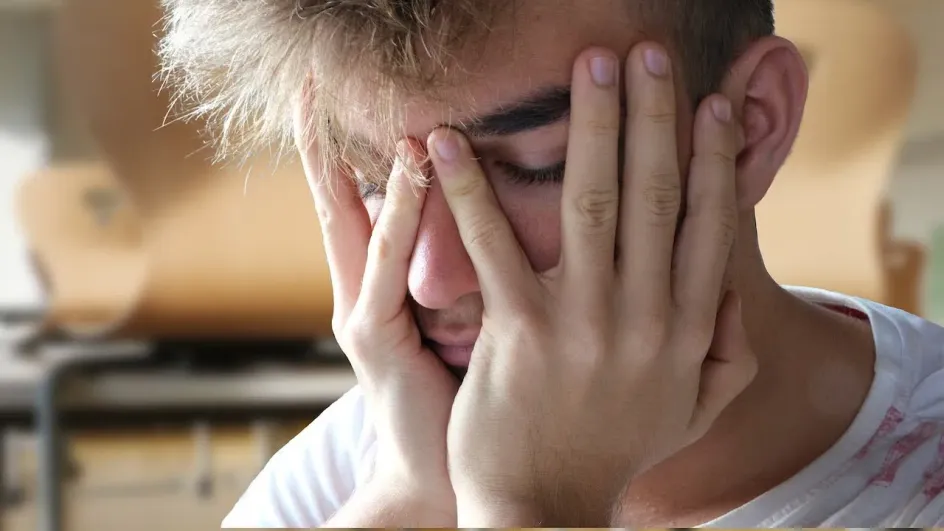 Психолог рассказала, почему молодежь больше страдает от тревоги Психолог рассказала, почему молодежь больше страдает от тревоги