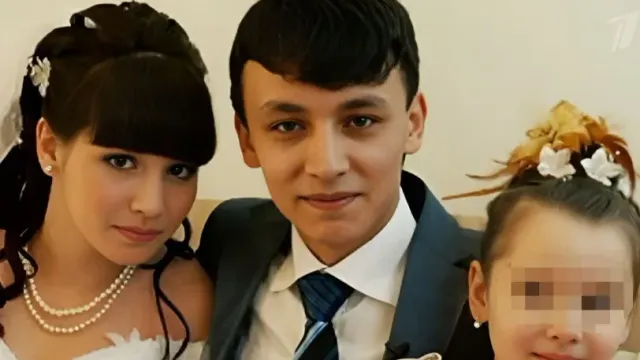 Самая молодая мама России Валя Исаева разводится с мужем, который ушел служить на Донбасс