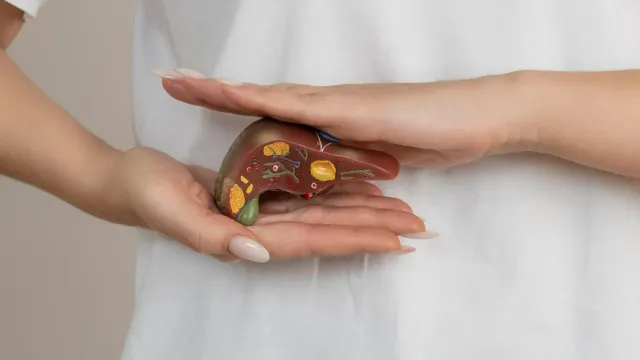 Названы препараты, которые негативно влияют на здоровье печени