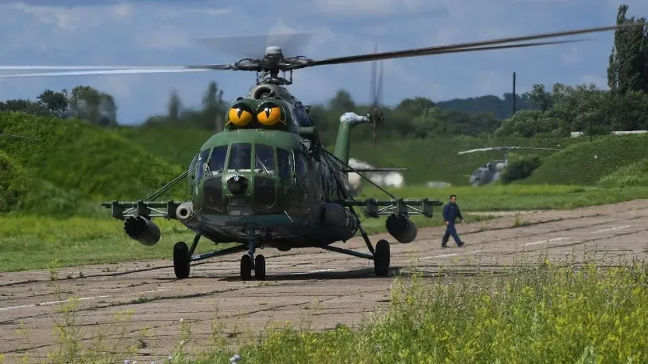 Техник, штурман и летчик Ми-8 до угона на Украину устроили дружеские посиделки