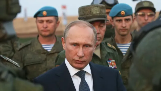 Владимир Путин обсудит с юристами выпуск указа об окончании частичной мобилизации в России