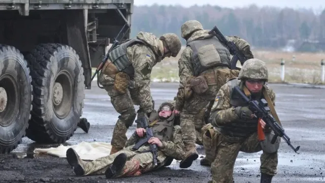 "РВ": В ходе наступления на Пятихатки у ВСУ закончилась техника, на штурм бросают пехоту