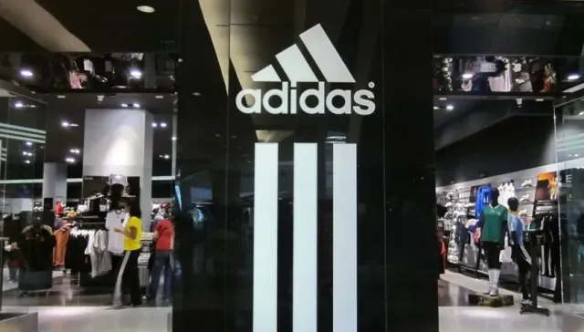 Adidas боится возвращаться в Россию. Сотрудников уже сократили