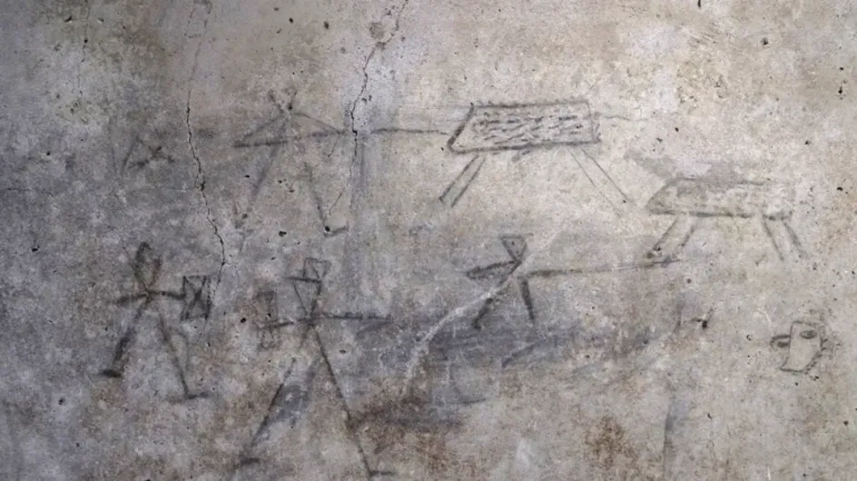 Обнаружены детские рисунки, сделанные незадолго до извержения Везувия в Помпеях