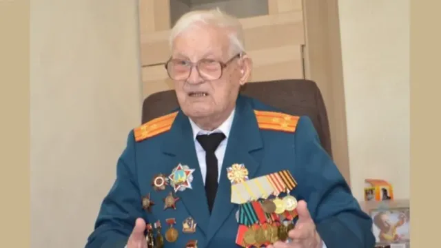 104-летний ветеран из Подмосковья снова может видеть как в молодости