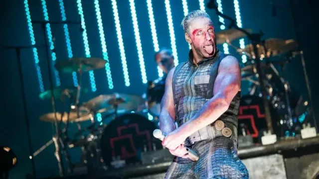 Россиянка Макеева обвиняется в поставке женщин для утех лидера группы Rammstein