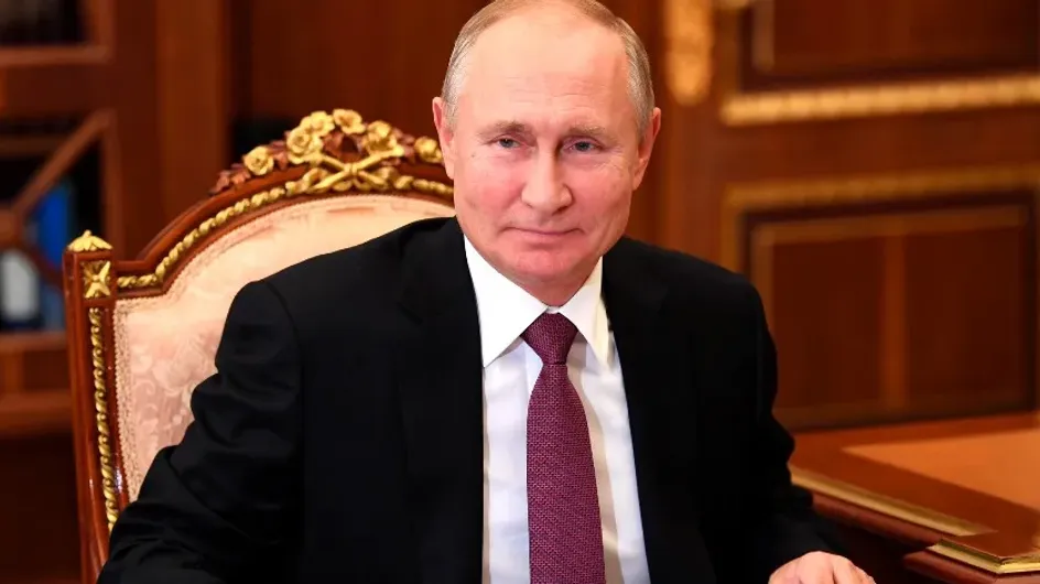 РИАН: Путин прокомментировал беспорядки в аэропорту Махачкалы