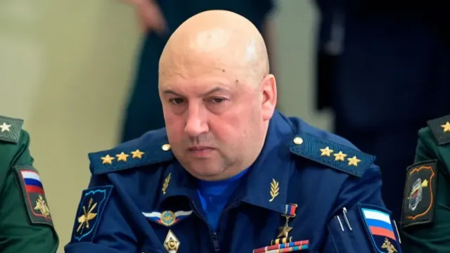 Генерал Марченков: Сергей Суровикин предвидел контрнаступление ВС Украины
