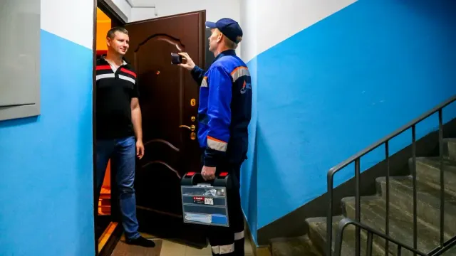 Коммунальщикам могут разрешить входить в квартиры россиян без их разрешения