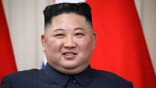 МК: Крамник рассказал, чем опасна для США и Японии новая подлодка Ким Чен Ына