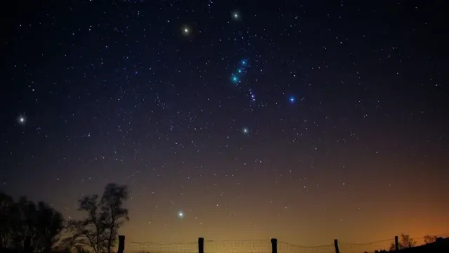 Ученые установили, что через 20 лет люди не смогут увидеть звезды в ночном небе