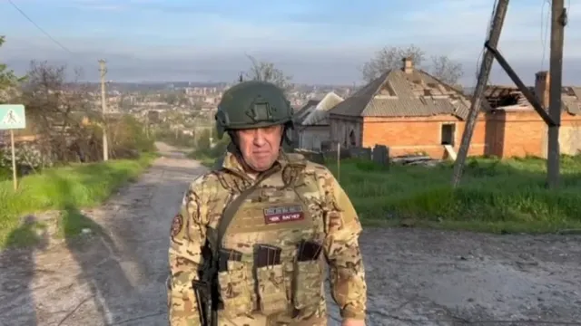 Пригожин заявил, что подразделения ЧВК в субботу продвинулись в Артемовске на 170 метров