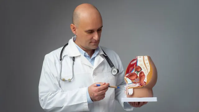 Горячая новость | Россиянам назвали условие, которое в два раза повышает риск развития рака...