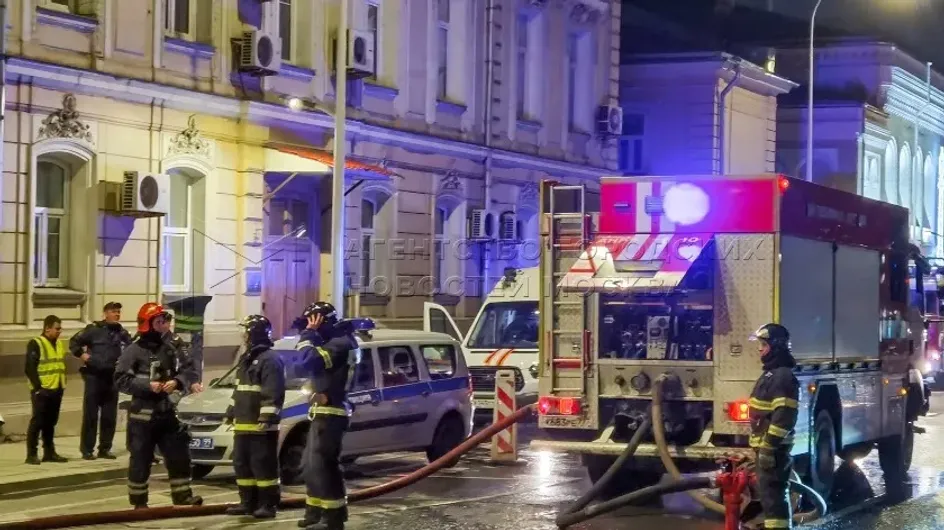 ТАСС: В Москве горит здание Министерства обороны РФ