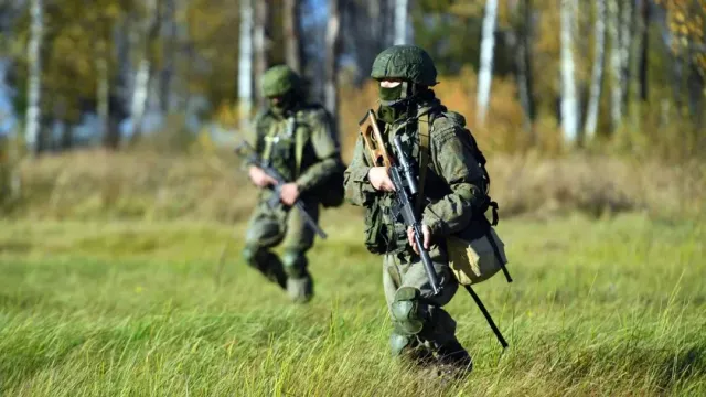 ВС РФ начали переброску военнослужащих и военной техники из Республики Беларусь к зоне СВО