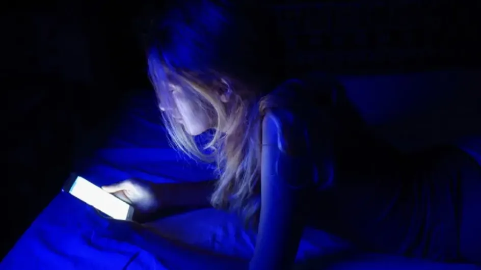 Ученый РФ Губин не стал скрывать, что синий свет от смартфонов вреден человеку