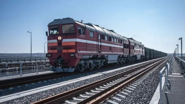 РВ: в Крыму подорвана часть железной дороги