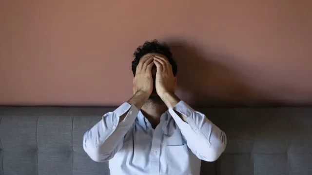 Стало известно, что вредит сердцу сильнее курения