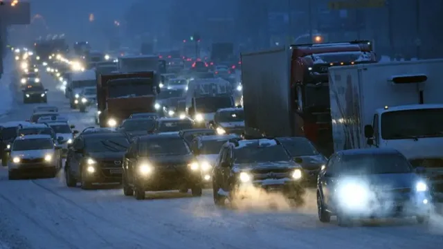 МК собрал леденящие душу рассказы водителей, застрявших в снегу под Ульяновском