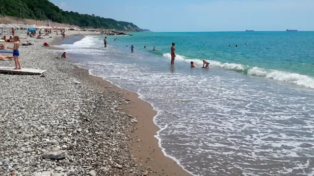 Стало известно, на каком российском курорте Черное море самое теплое