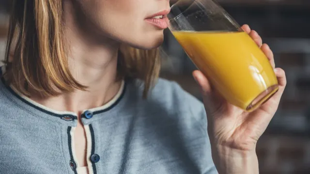 Назван сок, который укрепляет здоровье сердца