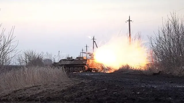 РВ: Морпехи 155-й бригады ТОФ России ведут штурм на подступах к Угледару