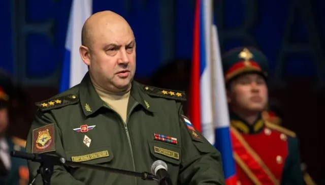 Опубликовано полное видео доклада Суровикина Шойгу об отводе войск из Херсона
