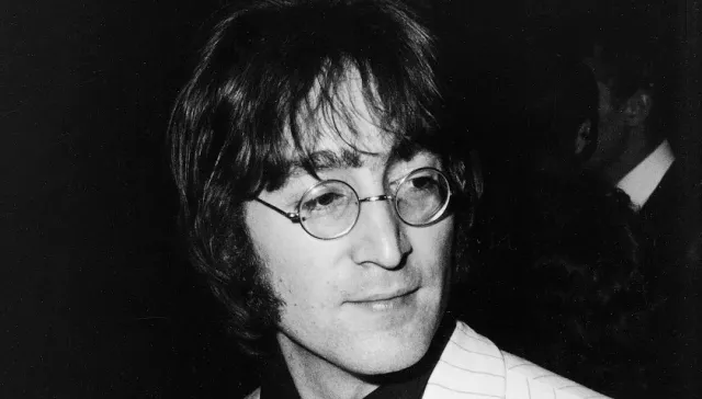 Последнее письмо лидера группы Beatles Джона Леннона продано на аукционе за $63 750