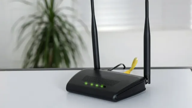 Россиянам рассказали, стоит ли использовать бесплатный Wi-Fi