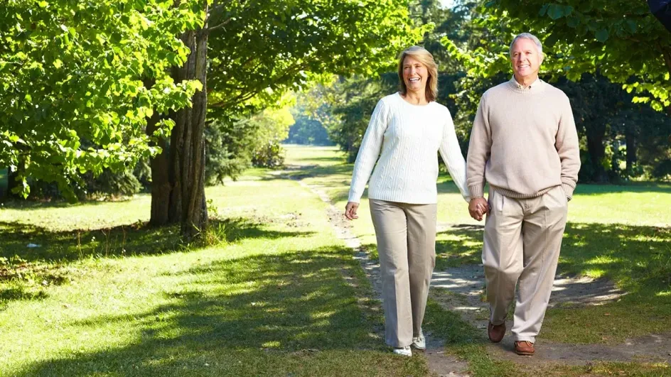 Россиянам рассказали, как сжигать больше калорий на прогулках Россиянам рассказали, как сжигать больше калорий на прогулках