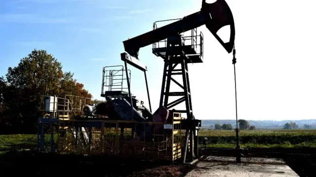 Экспорт нефти РФ в апреле достиг рекорда