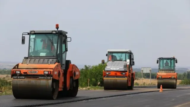 300 км гладкого асфальта: НТВ показало дорогу от Мариуполя до Крыма