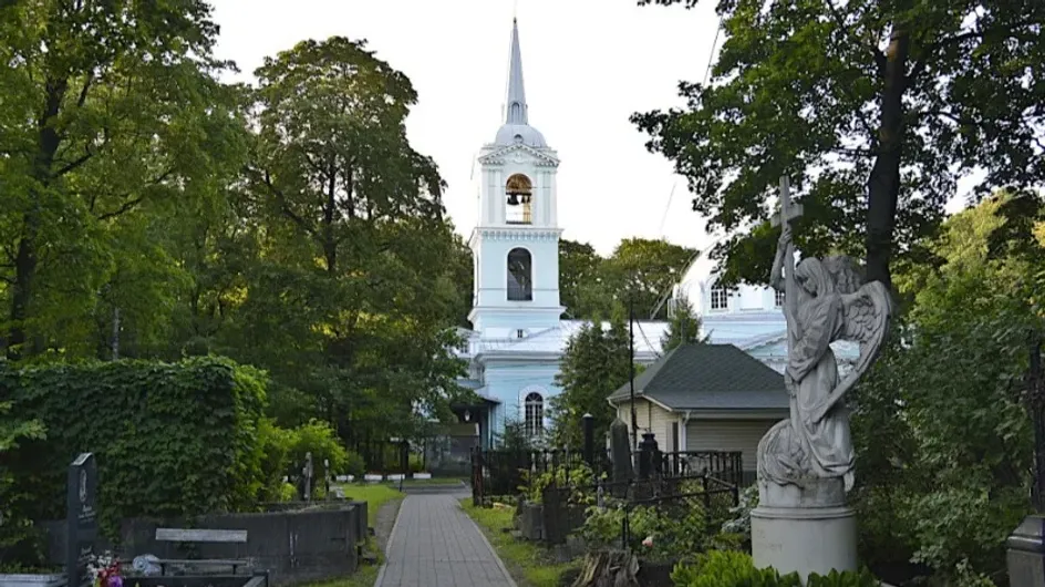 В Санкт-Петербурге выросла популярность экскурсий по кладбищам
