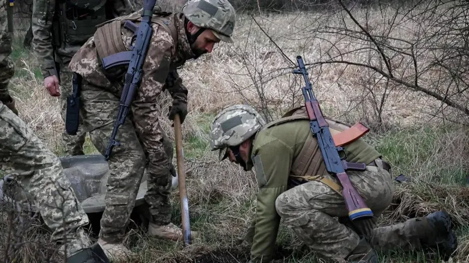 RusVesna обнародовала репортаж из самой горячей точки Донбасса о зачистке Артемовска