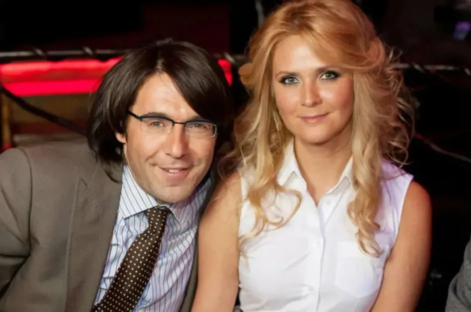 Телеведущий Андрей Малахов поделился редким снимком с супругой