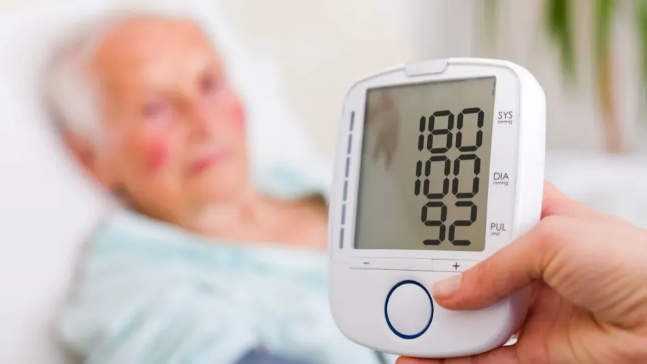 Россиянам посоветовали один важный анализ при высоком давлении Россиянам посоветовали один важный анализ при высоком давлении