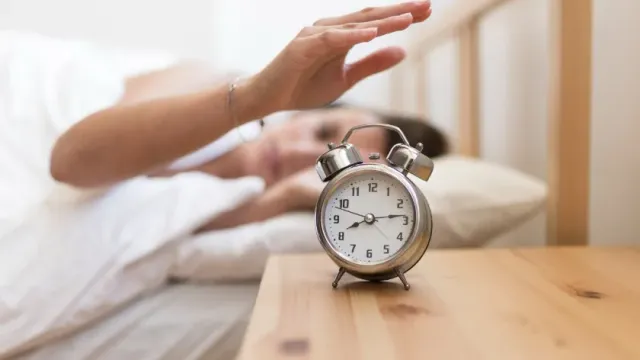 Willey: откладывание утреннего сигнала будильника улучшает работу мозга