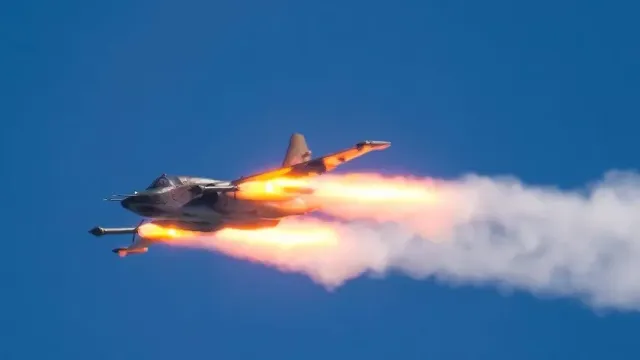 Минобороны РФ: ВКС России уничтожили позиции ВСУ мощнейшими неуправляемыми ракетами С-25
