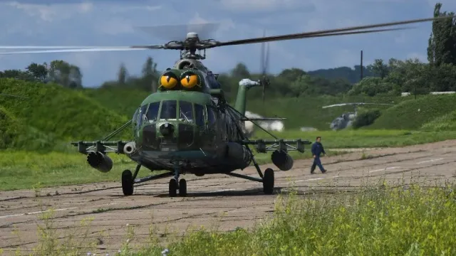 «Baza» публикует видеокадры прощания со штурманом угнанного на Украину Ми-8