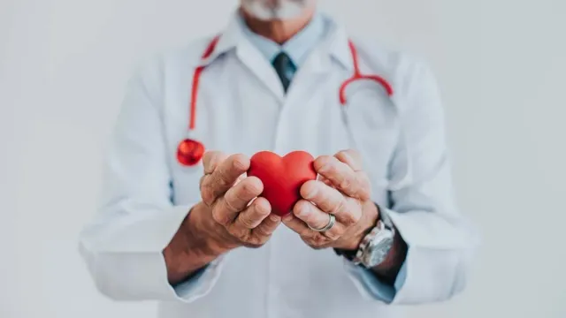 Названы продукты, которые улучшают работу сердца