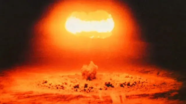 Военэксперт Коновалов назвал провокацией взрыв на ядерном полигоне в США
