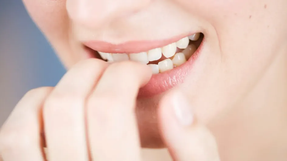 Названа «безобидная» привычка, ведущая к разрушению зубов Названа «безобидная» привычка, ведущая к разрушению зубов