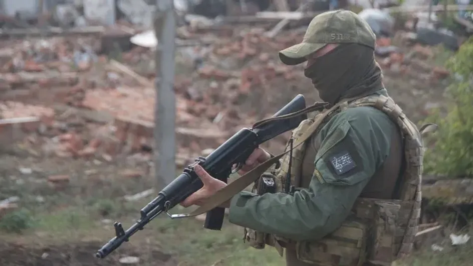 "Военная хроника": Территория промзоны Бахмута почти полностью зачищена от ВСУ