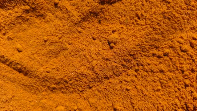 Врач предупредила о влиянии экстрактов куркумина и пиперина на лекарства