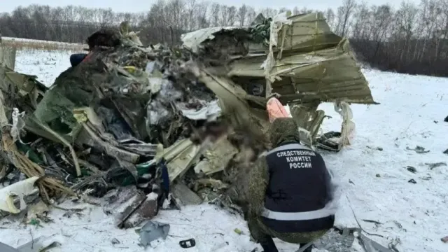 В Сети появились кадры последних секунд полета Ил-76, рухнувшего под Белгородом