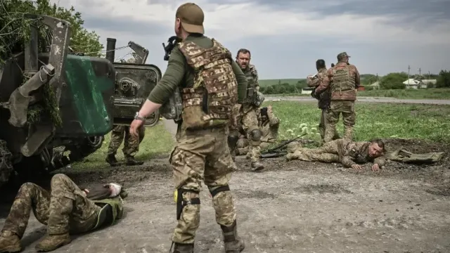 РВ: Опубликованы трагические кадры последнего боя русских героев против ВСУ и наемников из США