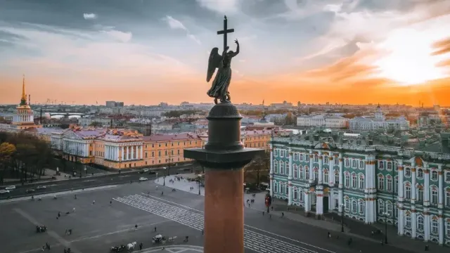 «Это был первый сюрприз»: преподаватель из Великобритании о жизни в России